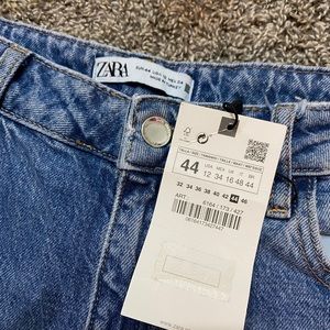 Zara ripped Split Hem Jeans